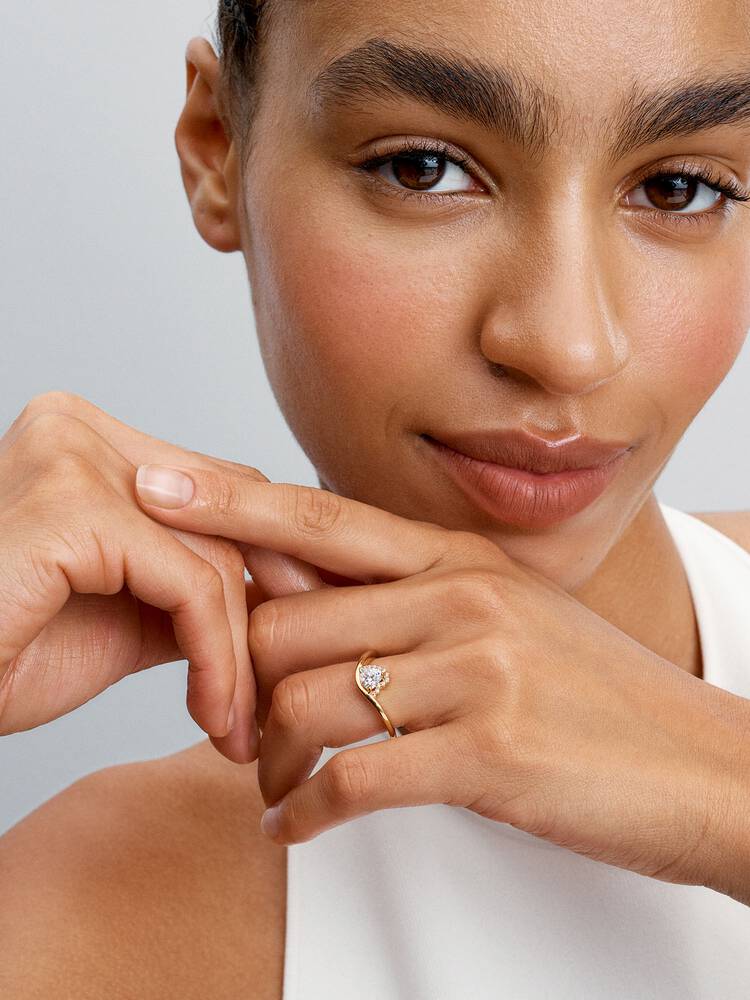 Anillo Pandora Corazón Ondulado Dorado 163660C01