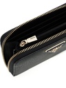 Cartera Guess Laurel Saffino II Slg Med Zip Around Negra SWZG7459140-BLA